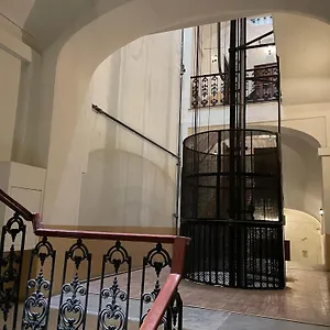 La Finestra Sul Corso Apartment Naples